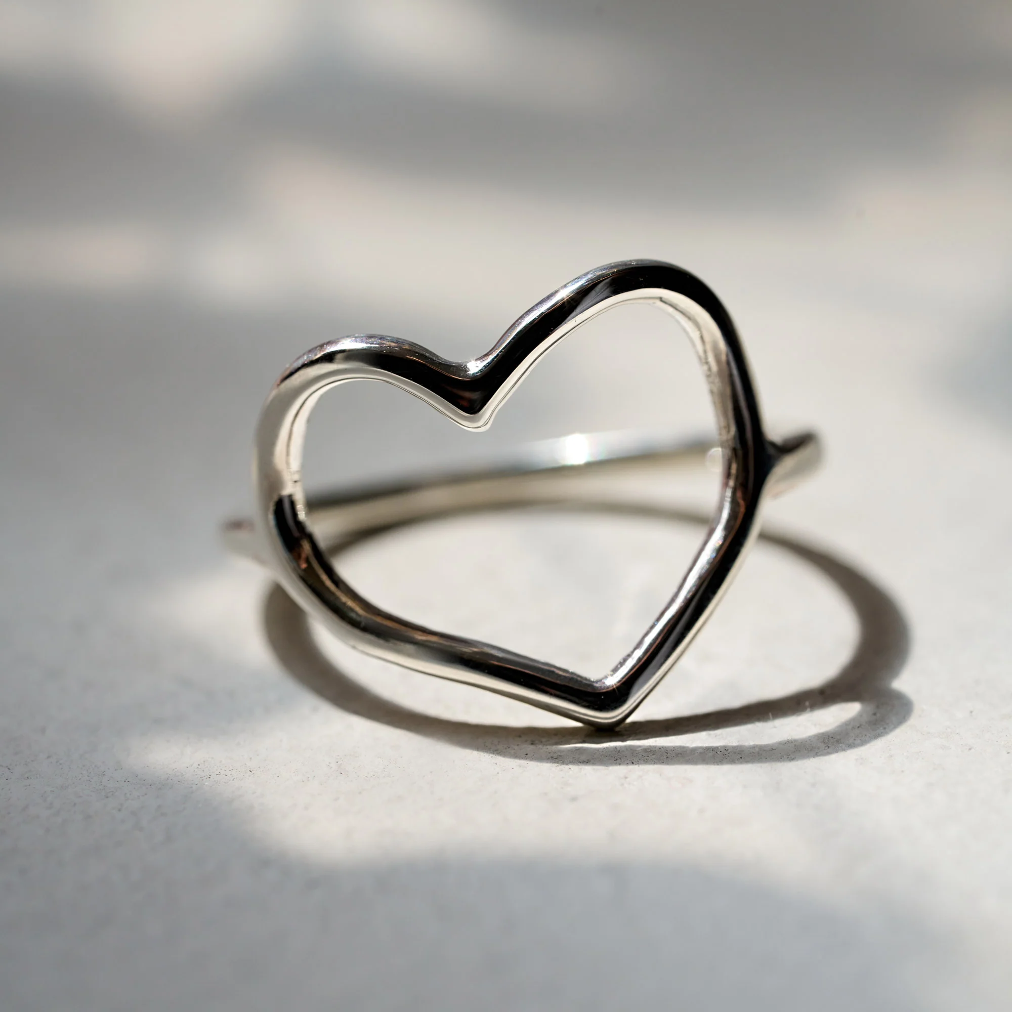 Sterling Silver Love Heart Ring - Image 3